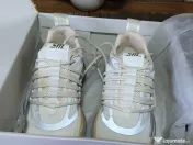 Adidași steve madden 