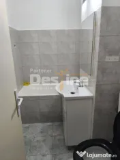 Garsoniera, suprafata de 28 mp cu loc de parcare in cartieru 