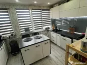 Apartament 3 camere - mobilat la cheie , 1 Decembrie 1918