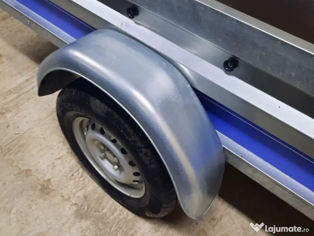 Remorca auto 750 kg,înmatriculată