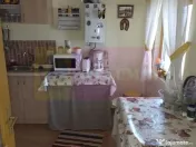 Casa de vanzare cu 3 camere in Poiana Campina 