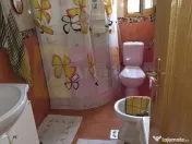 Casa de vanzare cu 3 camere in Poiana Campina 