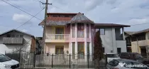 Casa de vanzare cu 3 camere in Poiana Campina