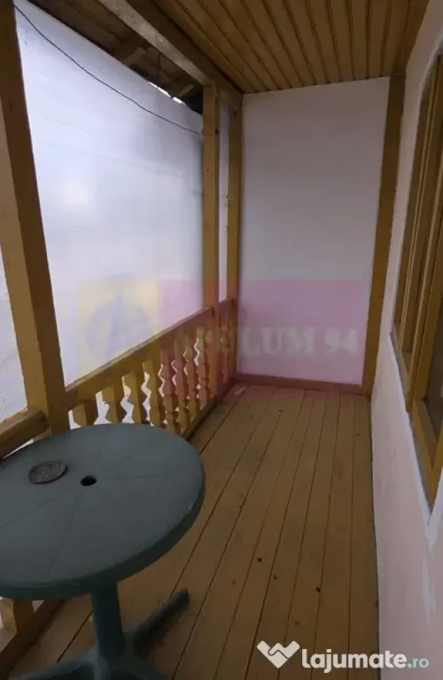 Casa de vanzare cu 3 camere in Poiana Campina