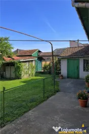 Casa:farmec traditional,gradina,curte,acces auto,pivnita,pod 