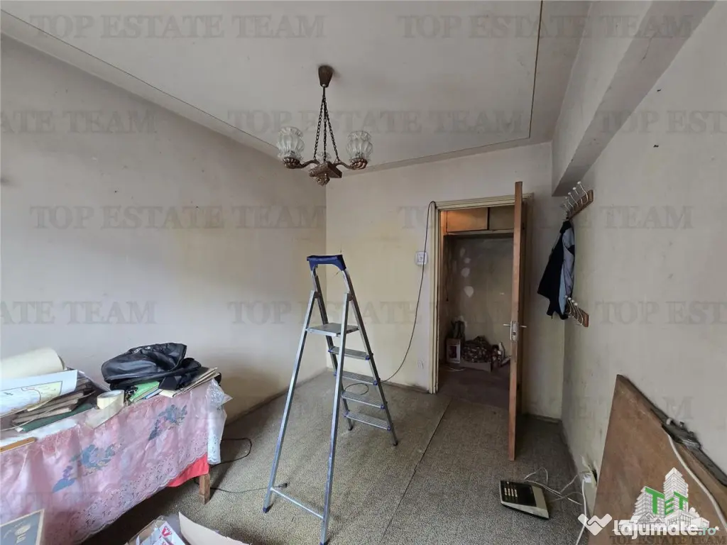 Apartament 3 camere renovabil Valea Ialomitei