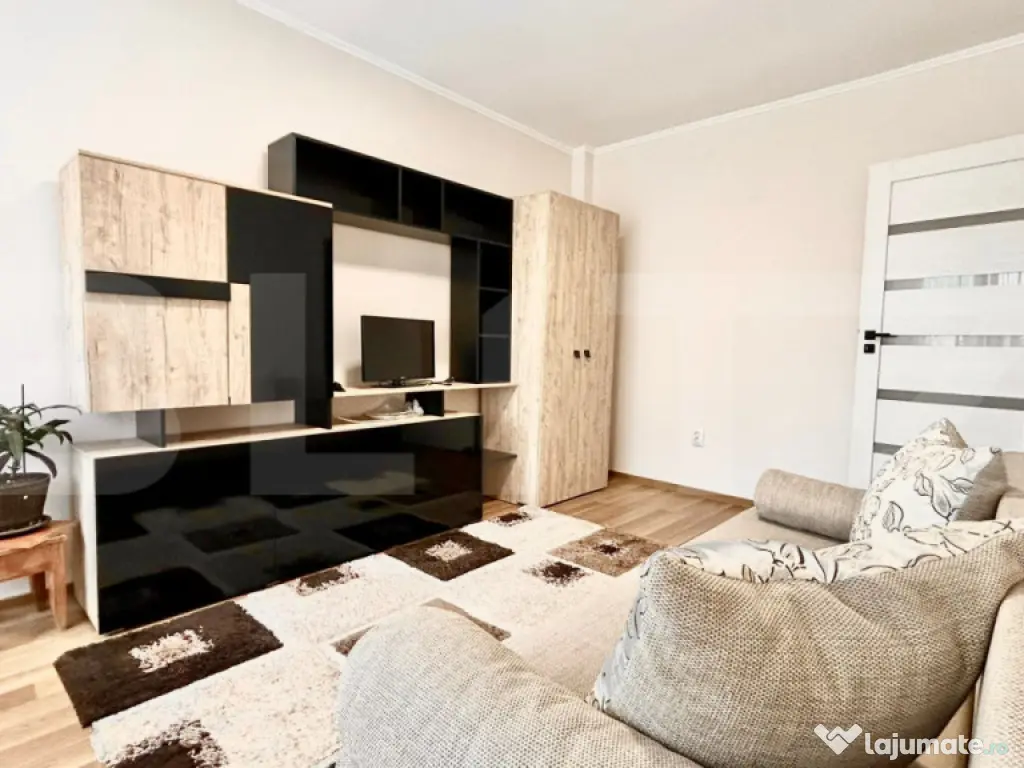 Apartament 1 cam , Nufarul la bulevard