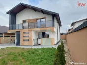 Casă spațioasă • P+1 •Zona Valea Fetei