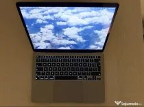 MacBook Air - cu M1 - 256 GB - stare perfectă