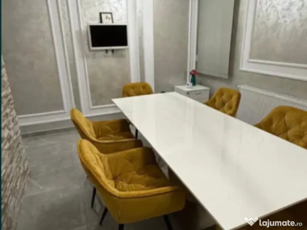 Apartament 2 camere, decomandat - zona Tractorul