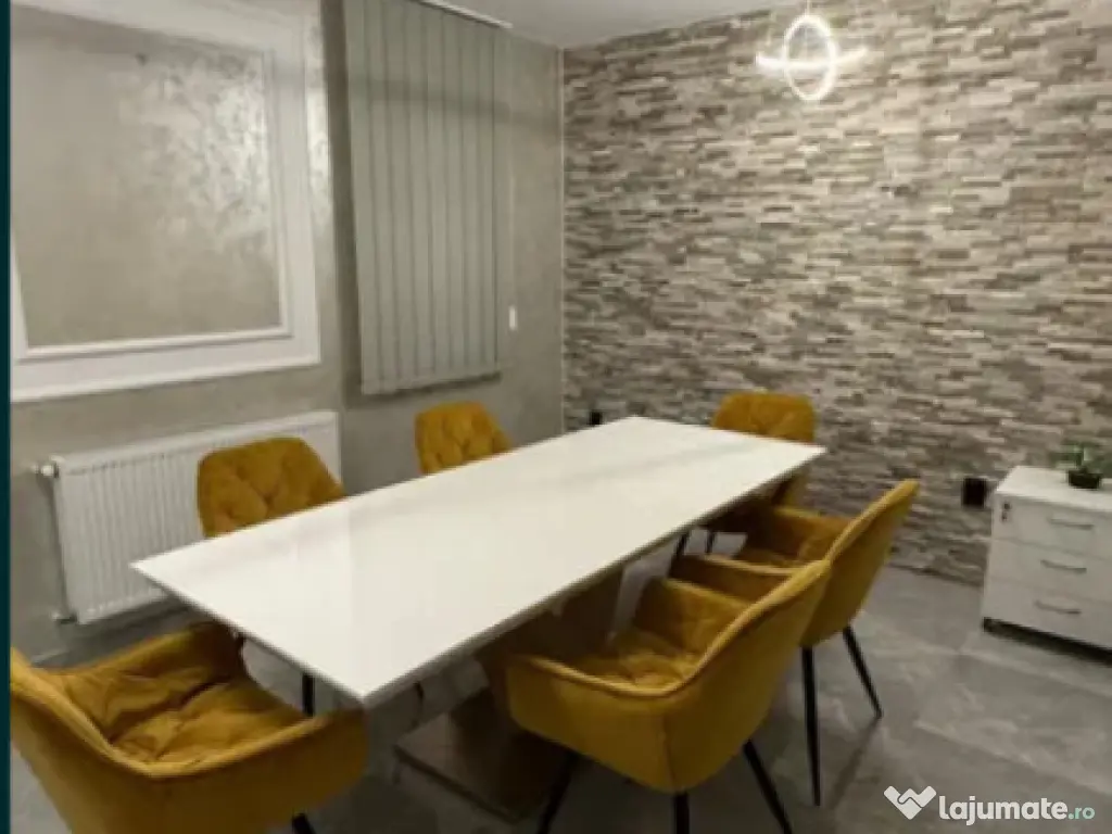 Apartament 2 camere, decomandat - zona Tractorul