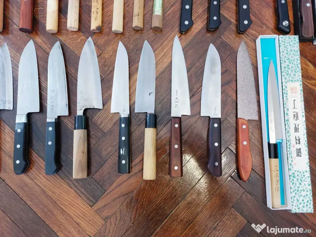 Cutite Profesionale Japoneze De Bucatarie.