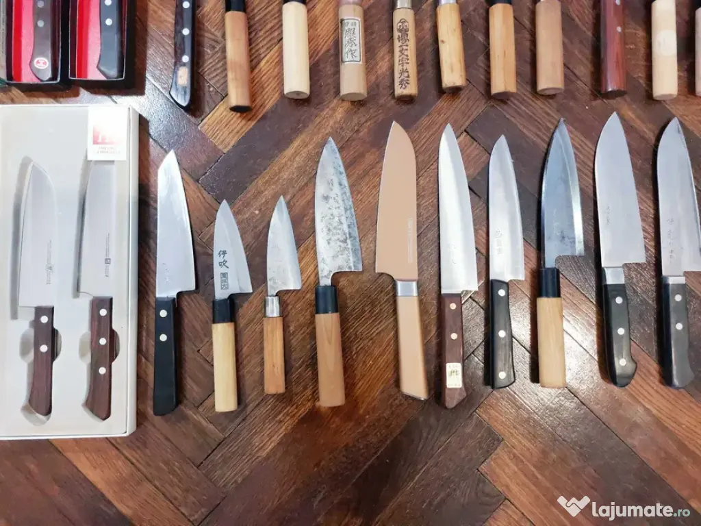 Cutite Profesionale Japoneze De Bucatarie.