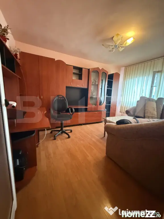 Apartament 2 camere decomandat, parter, Găești – zonă b