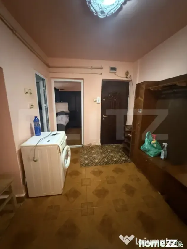 Apartament 2 camere decomandat, parter, Găești – zonă b