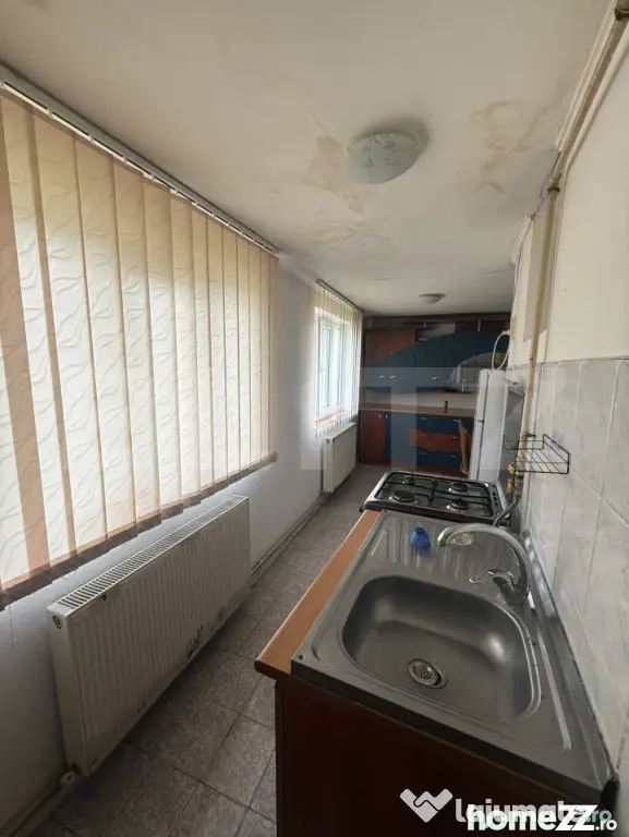 Apartament 2 camere decomandat, parter, Găești – zonă b