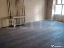 Spatiu de inchiriat ,74 mp, loc parcare privat, Centru in zo