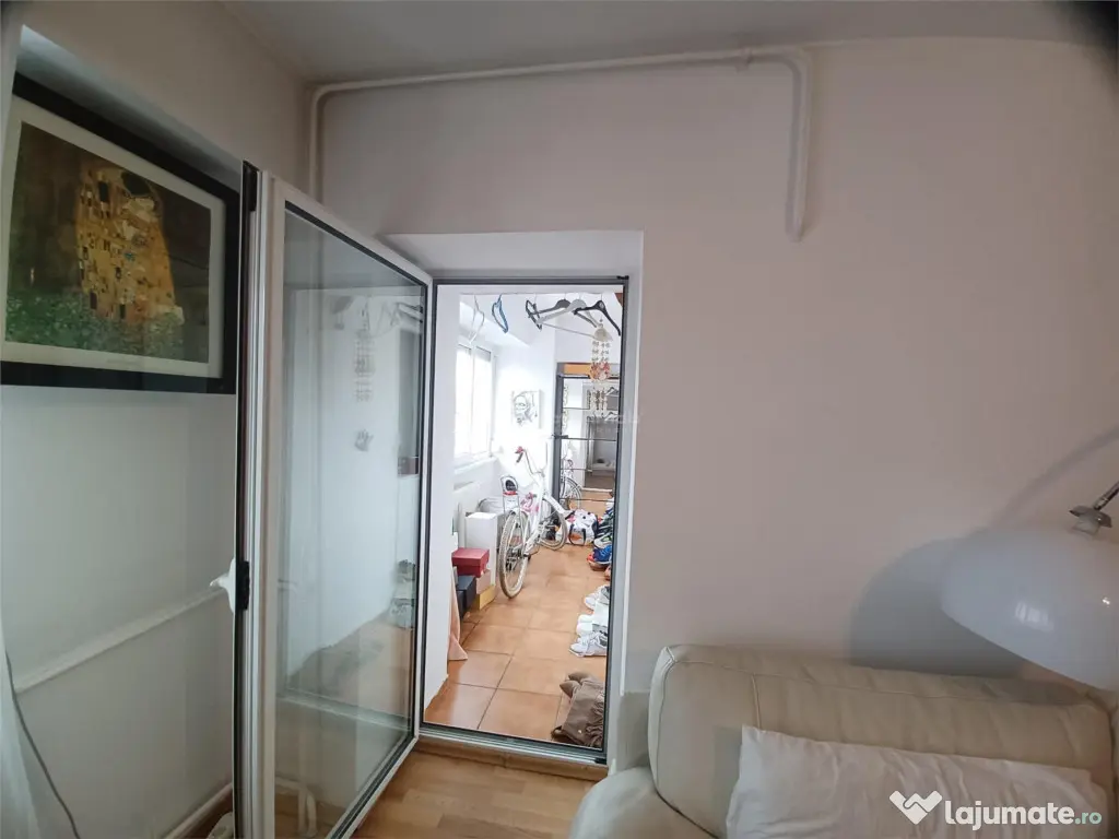 Apartament 3 camere-Calea C#259;l#259;ra#537;ilor