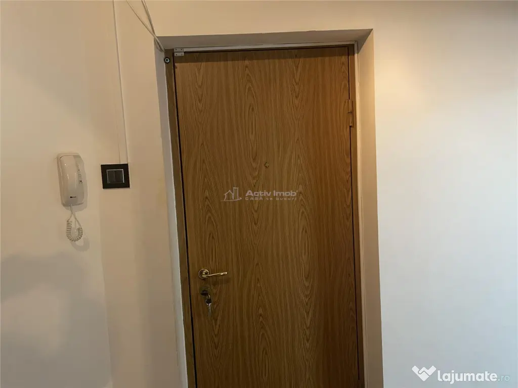 Apartament 3 camere-Calea C#259;l#259;ra#537;ilor