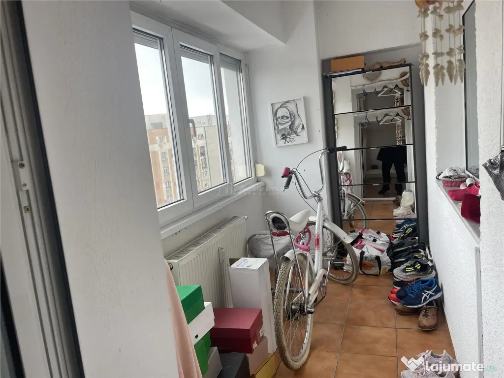 Apartament 3 camere-Calea C#259;l#259;ra#537;ilor