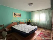 6 Camere - 3 Bai - 128mp utili Spatiu Comercial 