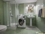 Casa Bartolomeu, pe doua nivele, stil deosebit, curte comuna 