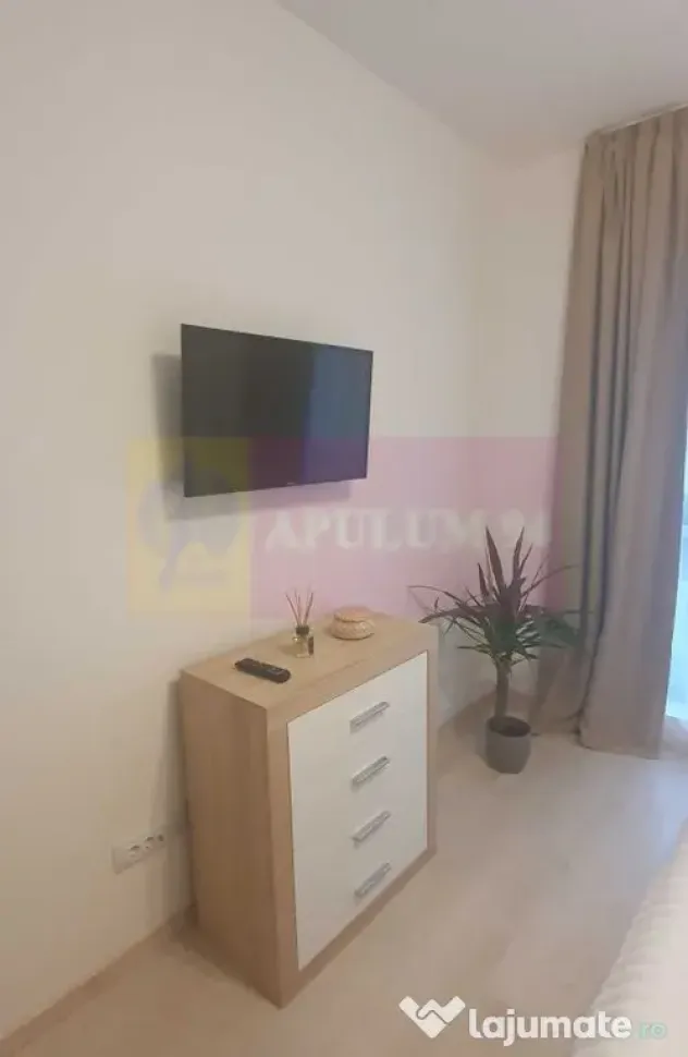 Vanzare Apartament 2 Camere mobilat si utilat Plaza Resid...