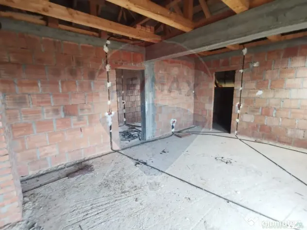 Casa noua de vanzare cu 6.400 mp teren in Copalnic Manastur