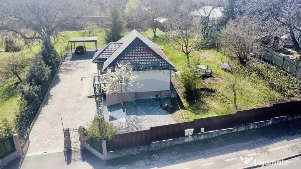 Casa cu 3 camere si 1500mp teren de inchiriat in Faget