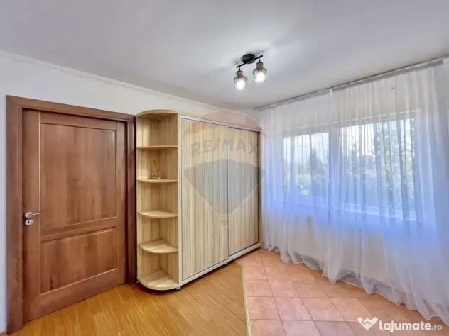 Casa cu 3 camere si 1500mp teren de inchiriat in Faget
