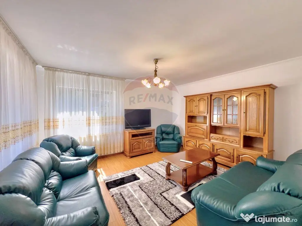 Casa cu 3 camere si 1500mp teren de inchiriat in Faget