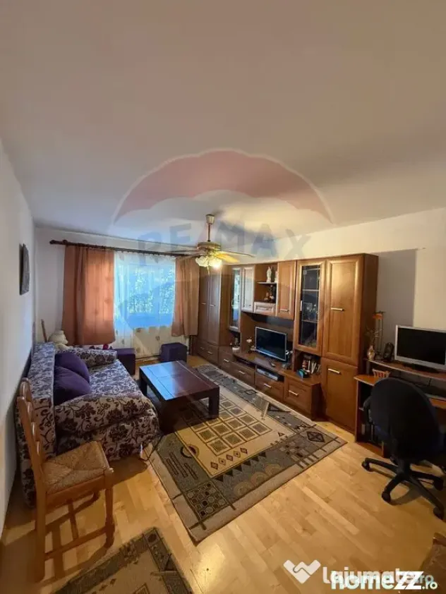 DE INCHIRIAT Apartament 2 camere cu garaj zona Europa