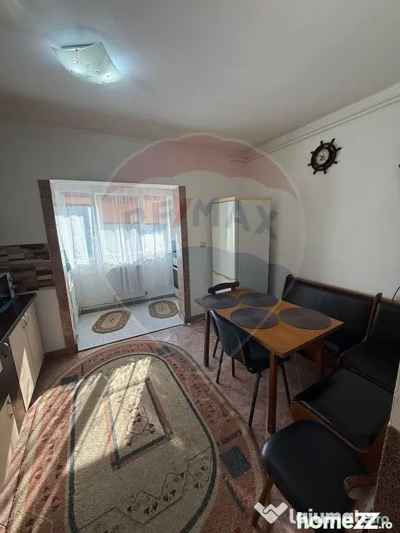 DE INCHIRIAT Apartament 2 camere cu garaj zona Europa