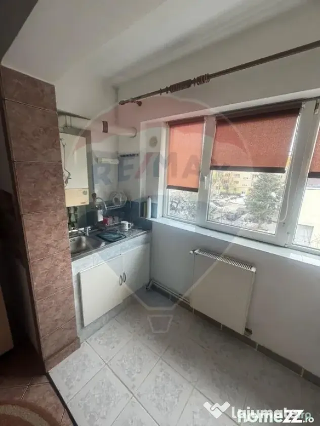 DE INCHIRIAT Apartament 2 camere cu garaj zona Europa