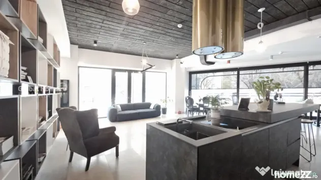 Comercial Premium | Showroom | Ultracentral | Corneliu Copos