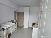 Apartament 3 camere, decomandat - zona Tractorul 