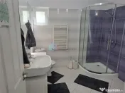 Apartament cu 3 camere de lux in zona centrala 