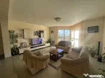 Casă spațioasă cu etaj, teren generos și livadă, Zona P