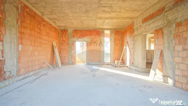 Vilă cu 3 camere, la roșu | Proiect modern – Poiana C...