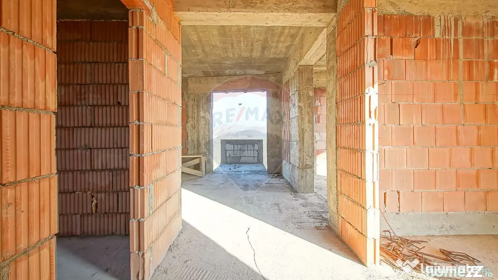 Vilă cu 3 camere, la roșu | Proiect modern – Poiana C...