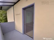 Apartament 2 Camere in Centrul Istoric cu Garaj si Curte 