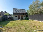 FILM! De casa traditionala, cu dependinte si facilitati, in 