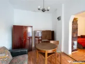 FILM! De casa traditionala, cu dependinte si facilitati, in 