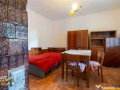 FILM! De casa traditionala, cu dependinte si facilitati, in 