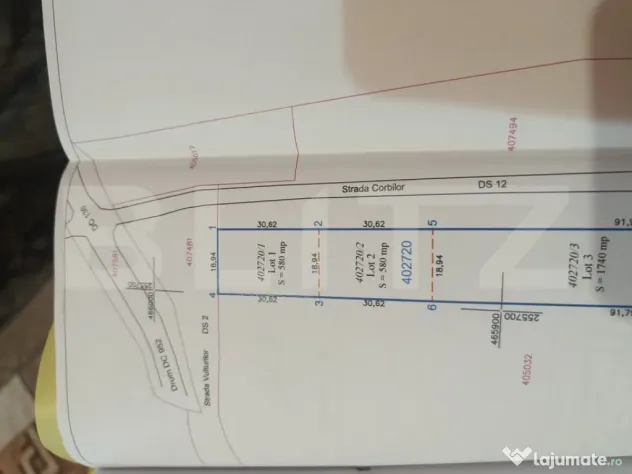 Teren intravilan de vanzare, cu 2 fronturi stradale in Heren