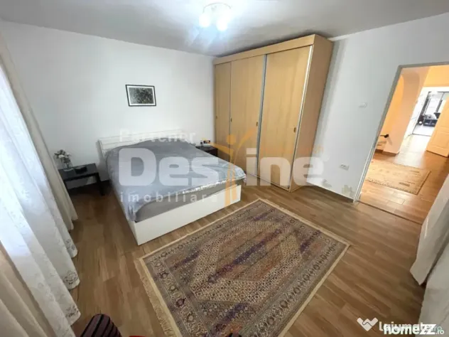 Casa 6 Camere in Paulesti