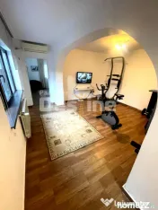 Casa 6 Camere in Paulesti 
