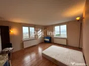 Vila pretabila Pensiune/Cresa/Azil Fermelor 300mp 415.000??