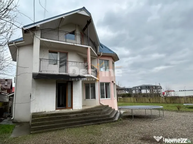 Vila pretabila Pensiune/Cresa/Azil Fermelor 300mp 415.000??