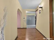 2 Apartamente unite, 5 camere de vânzare pe Malul Muresu... 